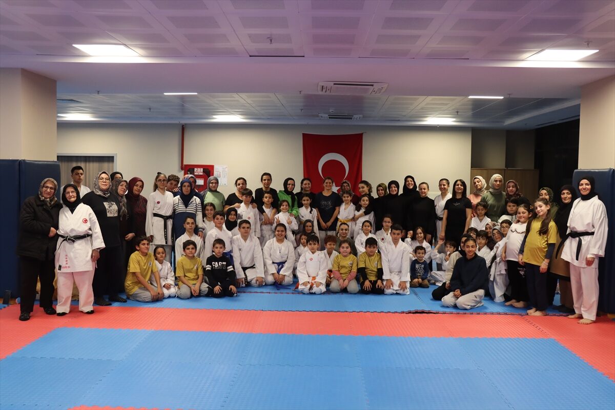- Gençlik ve Spor İl Müdürlüğünün destekleriyle 13 Şubat Şehir