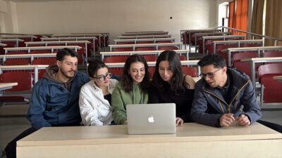 ERZURUM (AA) – Erzurum'daki Atatürk Üniversitesi İletişim Fakültesi Gazetecilik bölümü