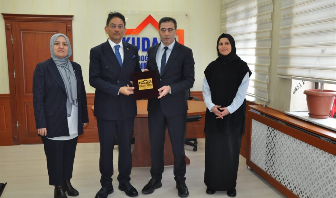 ERZURUM (AA) – Erzurum’da cezaevinden denetimli serbestlikle çıkan veya cezasını