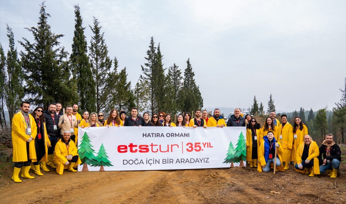 - Etstur Yönetim Kurulu Başkan Yardımcısı Suat Özbek:
- "Ağaçlandırma çalışmalarını,