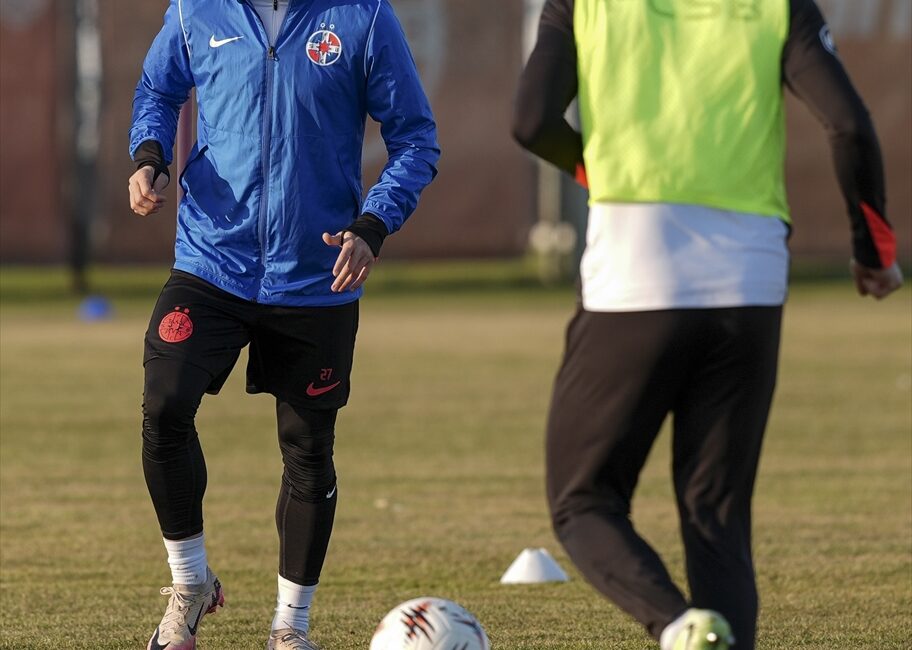 BÜKREŞ (AA) – UEFA Avrupa Ligi'nin 8. haftasında yarın Fenerbahçe'yi