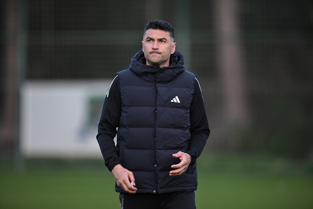 - "Her şeyden mutluyuz, umutluyuz. Dört transfer istemiştik. Bunlarda da