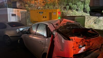 HATAY (AA) – Hatay'ın Belen ilçesinde park halindeki 8 araca