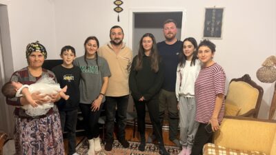 SAMSUN (AA) – İngiltere'den yürüyerek Vietnam'a gitmeyi hedefleyen 2 arkadaş,