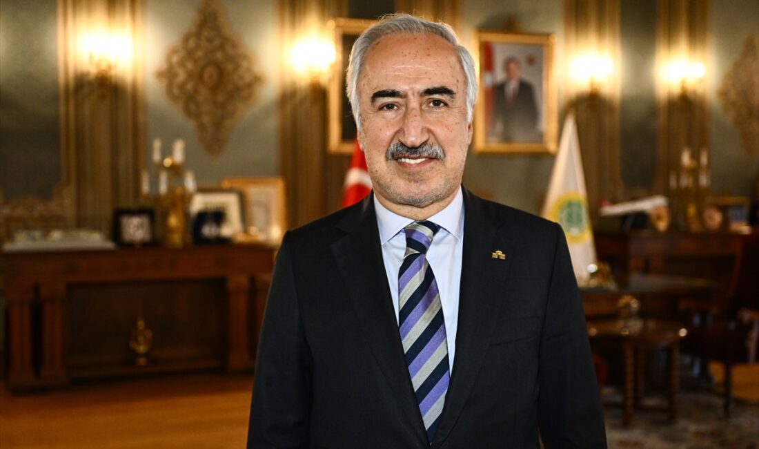 İSTANBUL (AA) – İstanbul Üniversitesi Rektörü Prof. Dr. Osman Bülent