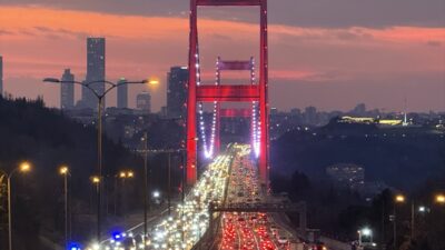 İSTANBUL (AA) – İstanbul'da haftanın üçüncü günü mesai bitiminin ardından