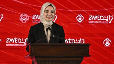 - Aile ve Sosyal Hizmetler Bakanı Mahinur Özdemir Göktaş:
- "Yenilenen