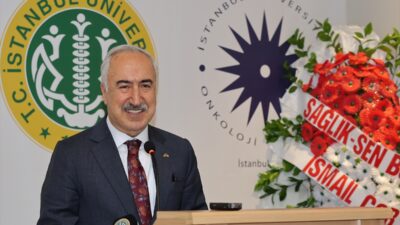 - İstanbul Valisi Davut Gül:
- "Üniversite hastanelerimizin öncülüğünde başta onkoloji