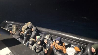 İZMİR (AA) – İzmir'in Seferihisar ilçesi açıklarında 2'si çocuk 29