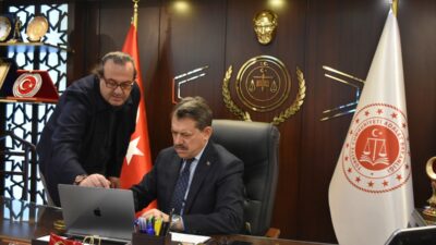 İZMİR (AA) – İzmir Cumhuriyet Başsavcısı Ali Yeldan, Anadolu Ajansının