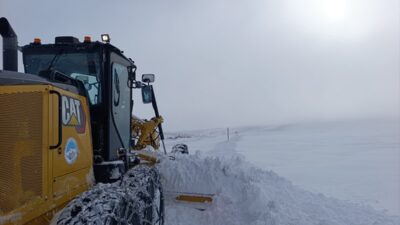 KAYSERİ (AA) – Kayseri Büyükşehir Belediyesi karla mücadele ekipleri, özellikle