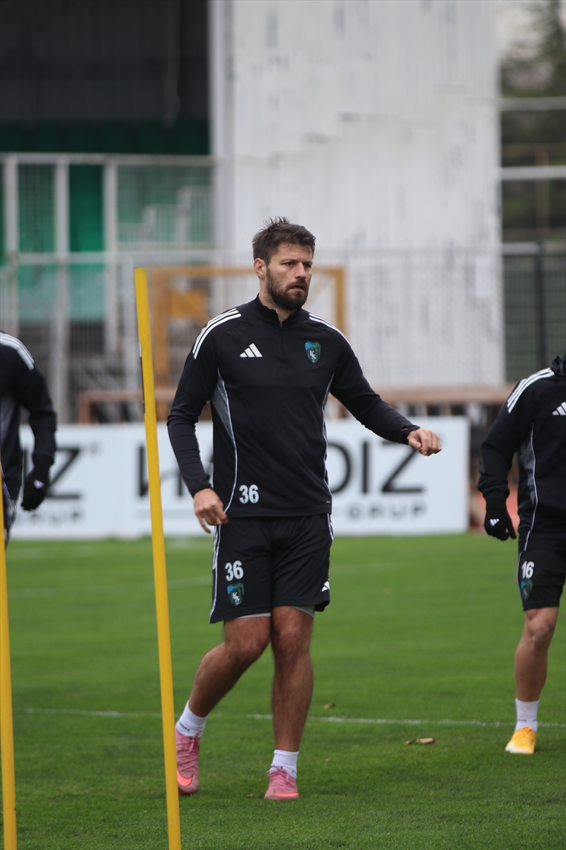 - Teknik Direktör Selçuk İnan:
- "Rakibin artılarını, güçlü olduğu tarafları