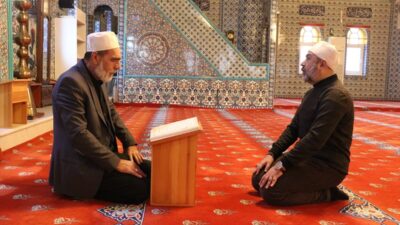 - Sakarya'da doğuştan görme engelli 47 yaşındaki Mahmut Terzi:
- "Zaten