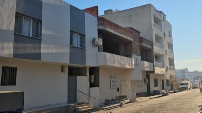 MARDİN (AA) – Mardin'in Nusaybin ilçesinde iki kız kardeş, evde