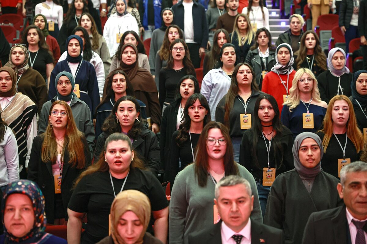 MERSİN (AA) – Gençlik ve Spor Bakanlığı Kredi ve Yurtlar