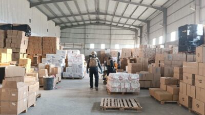 - Operasyonda, çok sayıda havai fişek, meşale, maytap, sis bombası