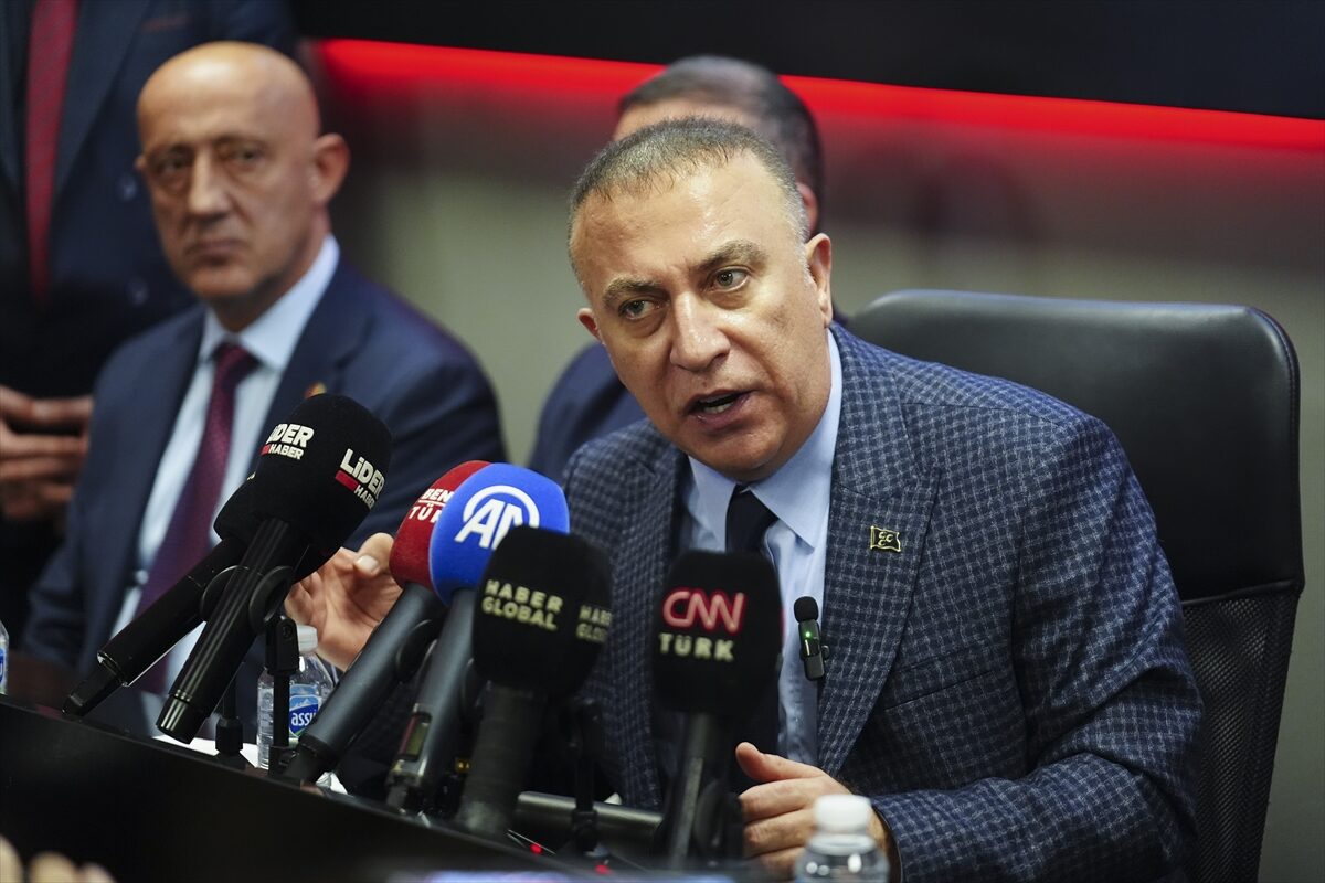 - "(ABD'nin Venezuela'ya müdahalesi) Bu bir haydutluktur, insan kaçırmadır, hukuksuzluktur,