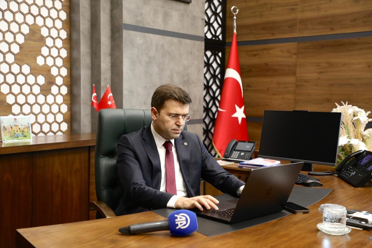 NİĞDE (AA) – Niğde Valisi Nedim Akmeşe, Anadolu Ajansının (AA)