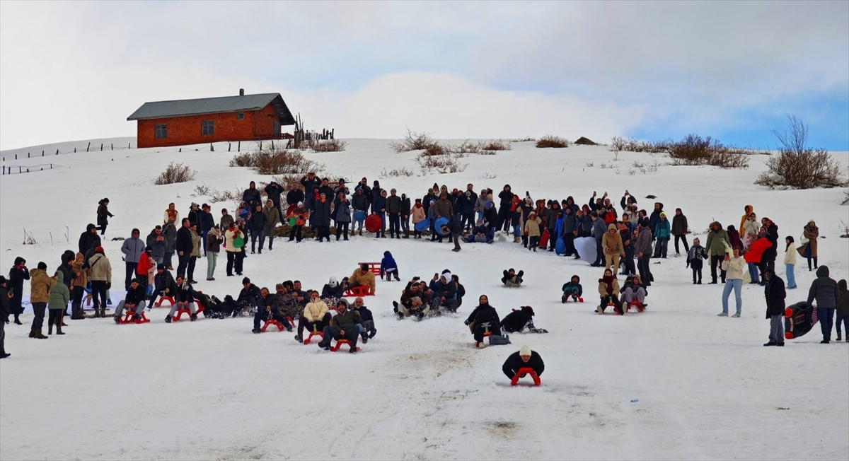 ORDU (AA) – Ordu'nun Akkuş ilçesinde 5. Argan Yaylası Kar