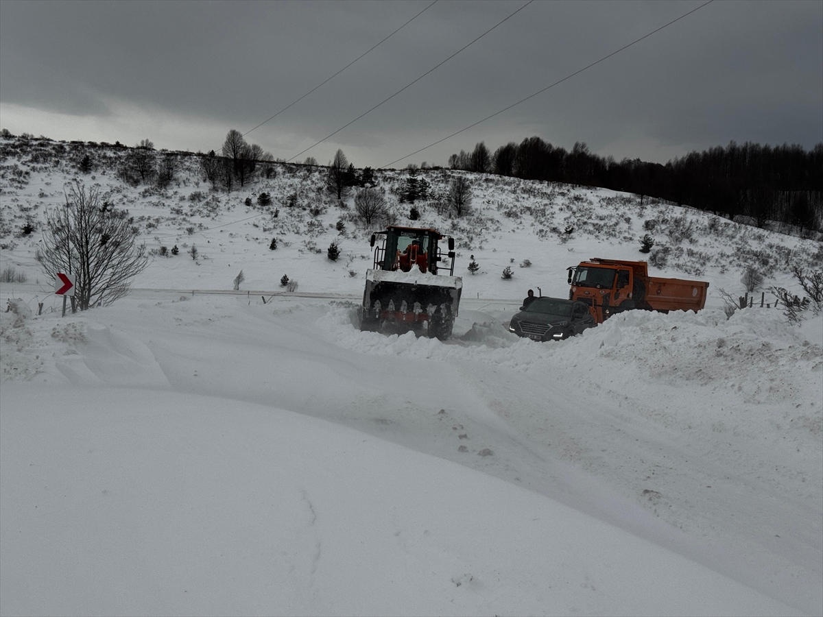 ORDU (AA) – Ordu'da kar ve tipi ulaşımda aksamalara neden