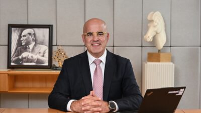 - Şirketin CEO'su Kıvanç Zaimler:
- "Sabancı, Türkiye'de 100 yıldır güvenin