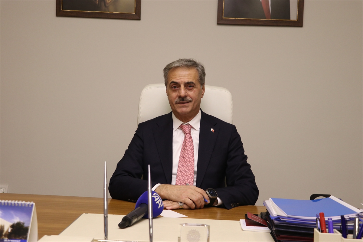 SAKARYA (AA) – Sakarya Büyükşehir Belediye Başkanı Yusuf Alemdar, Anadolu