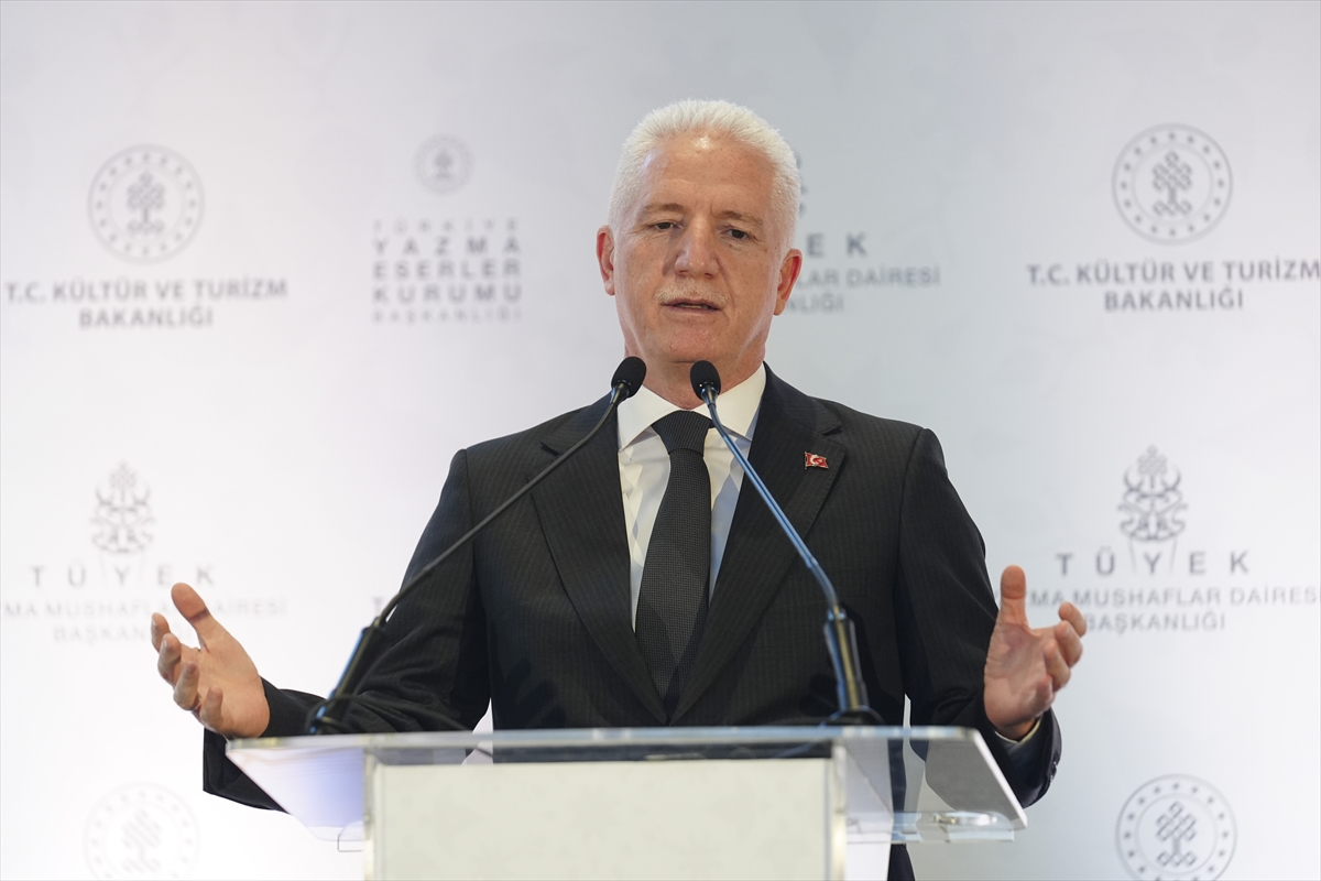 - Kültür ve Turizm Bakanı Mehmet Nuri Ersoy:
- "Bu Mushaf