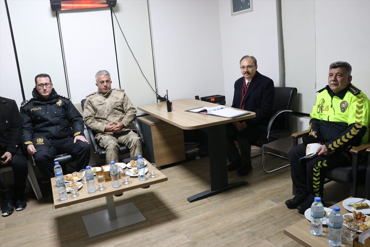 SİİRT/ELAZIĞ (AA) – Siirt Valisi Kemal Kızılkaya ve Elazığ Valisi