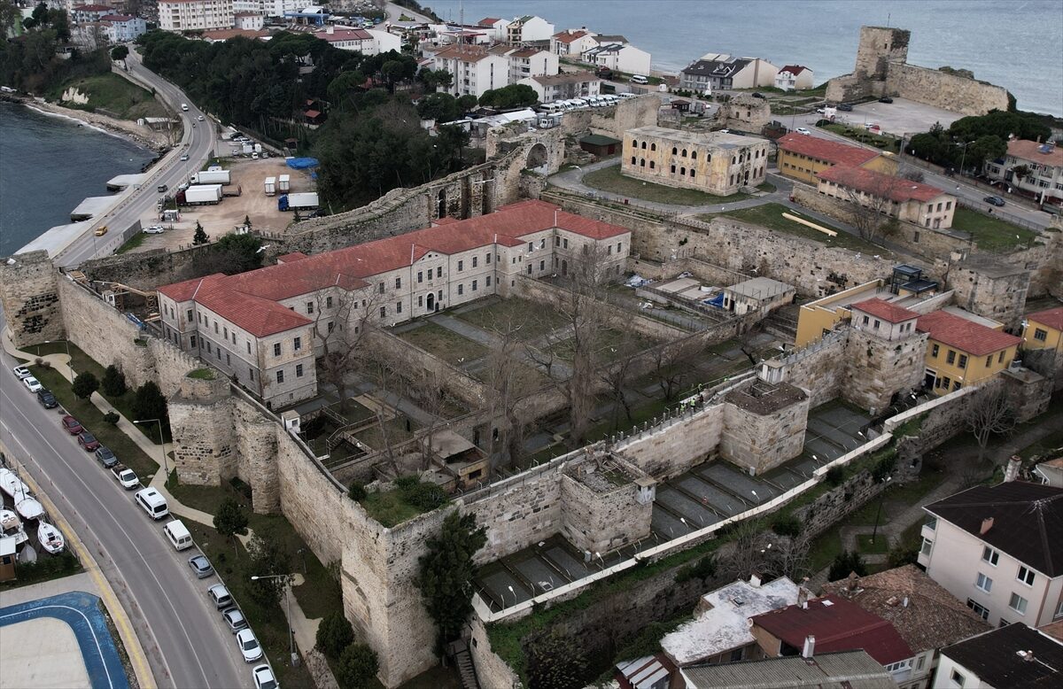 SİNOP (AA) – Batı Karadeniz bölgesinin önemli turizm noktalarından Sinop'taki