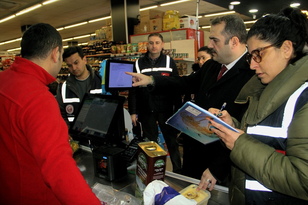 SİNOP (AA) – Sinop'ta, ramazan ayı öncesi zincir market şubelerinde