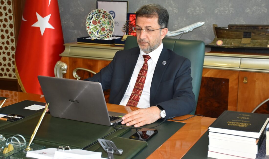 ŞIRNAK (AA) – Şırnak Üniversitesi Rektörü Prof. Dr. Abdurrahim Alkış,