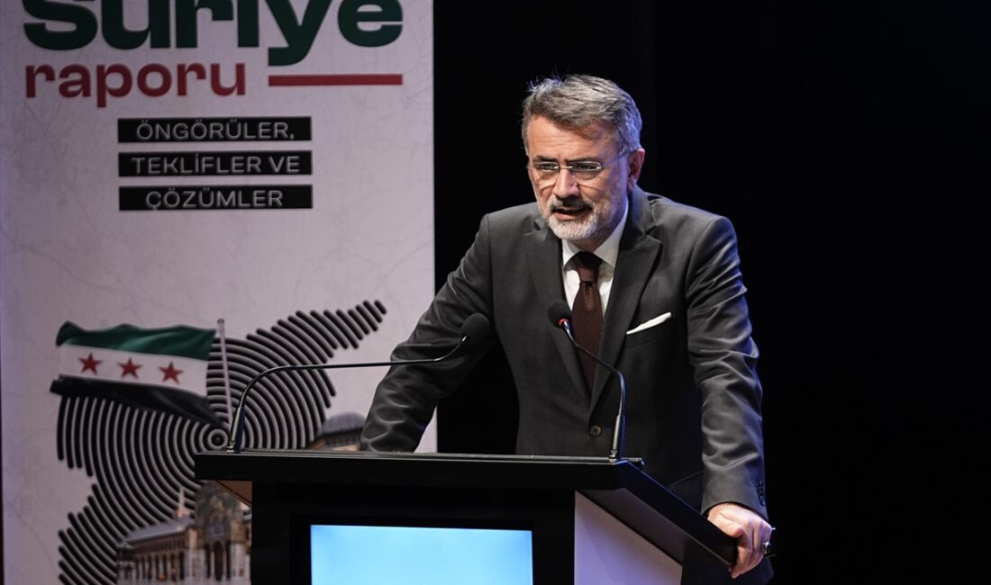 - İstanbul Valisi Davut Gül:
- "Müslümanca bir duruşun nerede olduğuna,