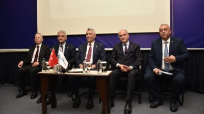 - "Milli gelirimizin yarısından fazlasında ihracat ve ithalat rakamlarının payı