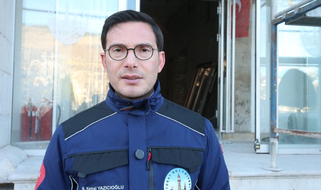 - Tokat Belediye Başkanı Mehmet Kemal Yazıcıoğlu:
- "Bu bina tarihi