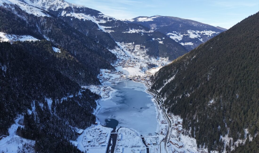 TRABZON (AA) – Doğu Karadeniz'de turistlerin ziyaret ettiği mekanların başında