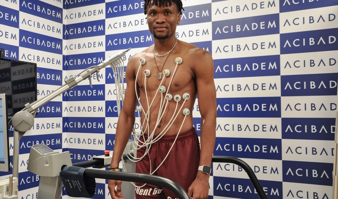 TRABZON (AA) – Trabzonspor, Nijeryalı stoper Chibuike Nwaiwu ile 4,5