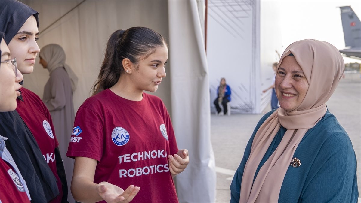 - Yönetim Kurulu Başkanı Hatice Akıncı Yılmaz:
- "Dijital dünyanın tuzakları