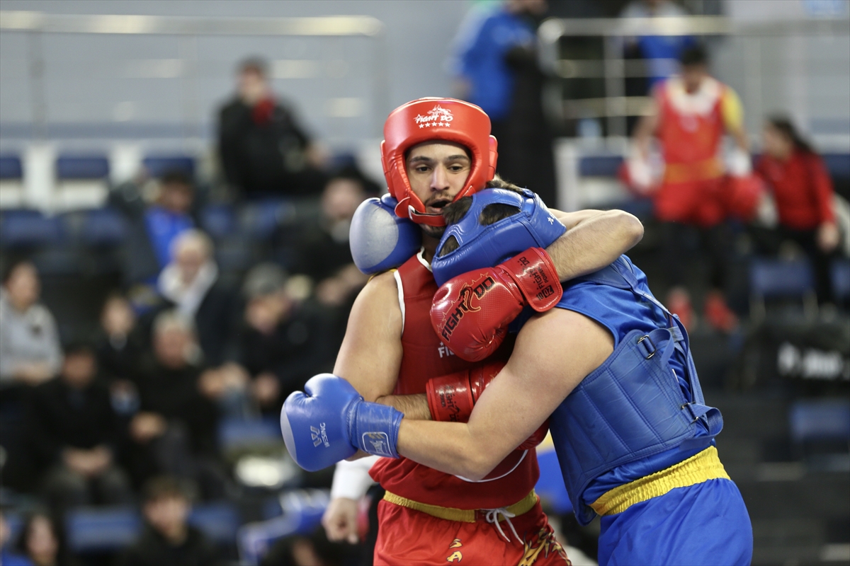SAKARYA (AA) – Türkiye Wushu Kung Fu Federasyonu tarafından düzenlenen