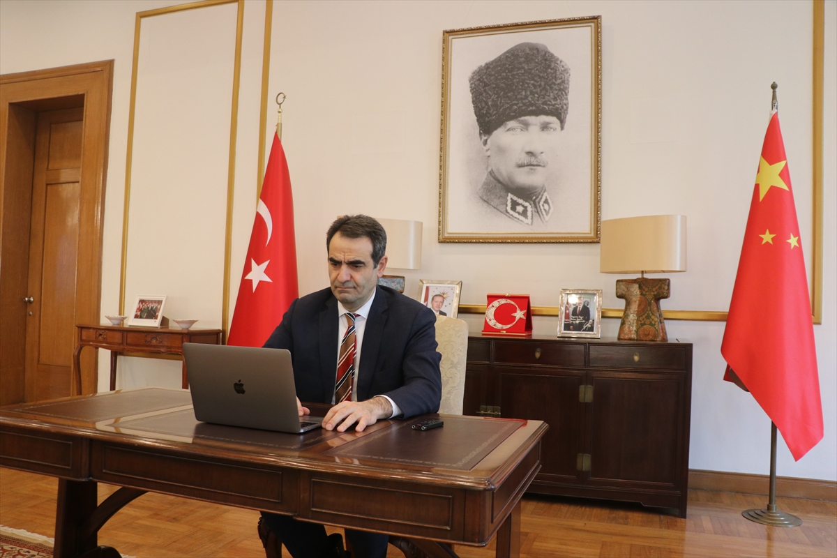 PEKİN (AA) – Türkiye'nin Pekin Büyükelçisi Selçuk Ünal, Anadolu Ajansının