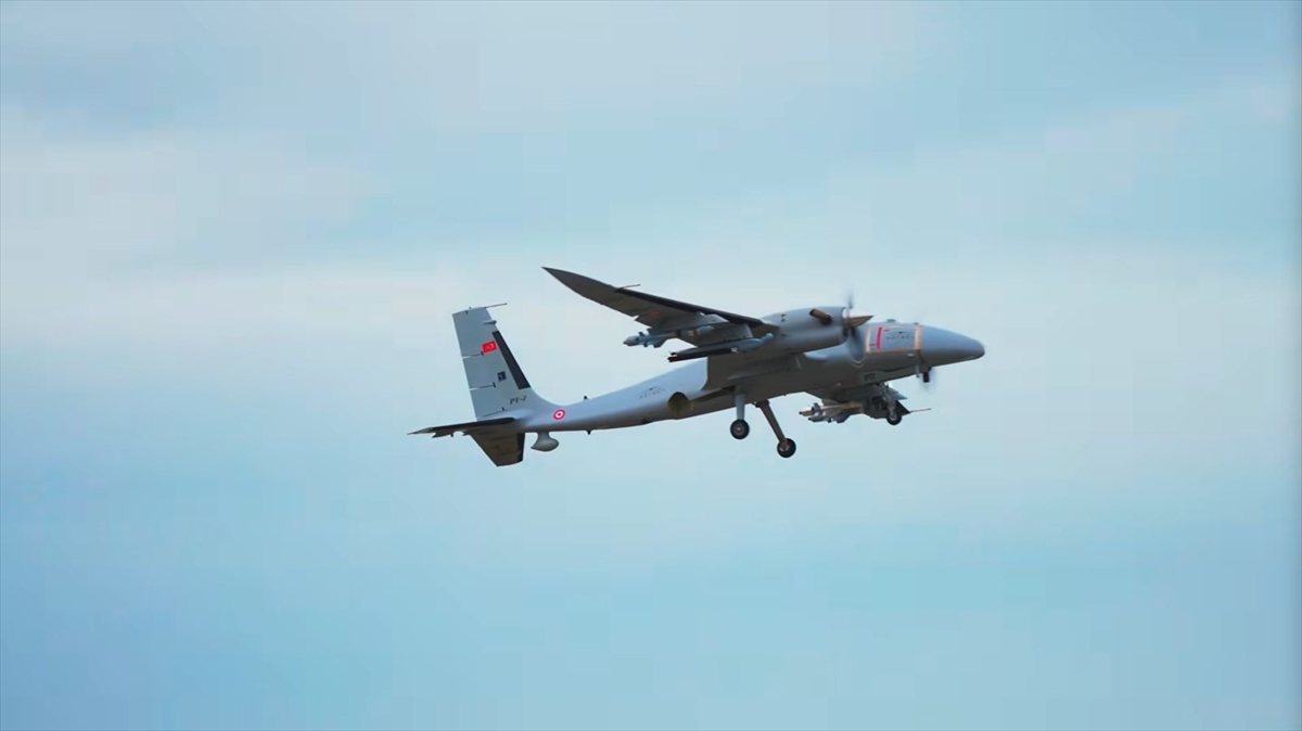 - ROKETSAN Genel Müdürü Murat İkinci:
- "1 yıldan kısa süre