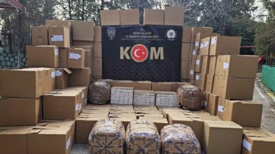 UŞAK (AA) – Uşak'ta iki adrese düzenlenen operasyonda 1 milyon