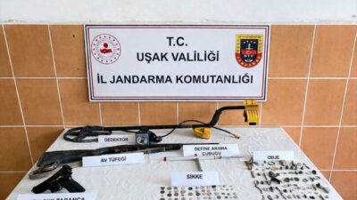 UŞAK (AA) – Uşak'ın Ulubey ilçesinde bir evde 48 sikke