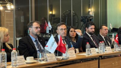 - "Hem Türkiye hem de dünya açısından e-ticaret önemli bir