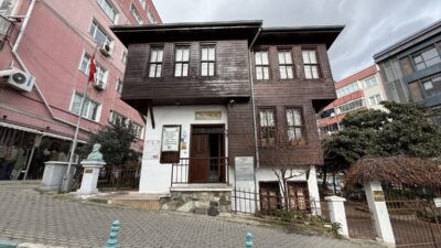 TEKİRDAĞ (AA) – Tekirdağ'da, Türk edebiyatının "Vatan şairi" Namık Kemal'in