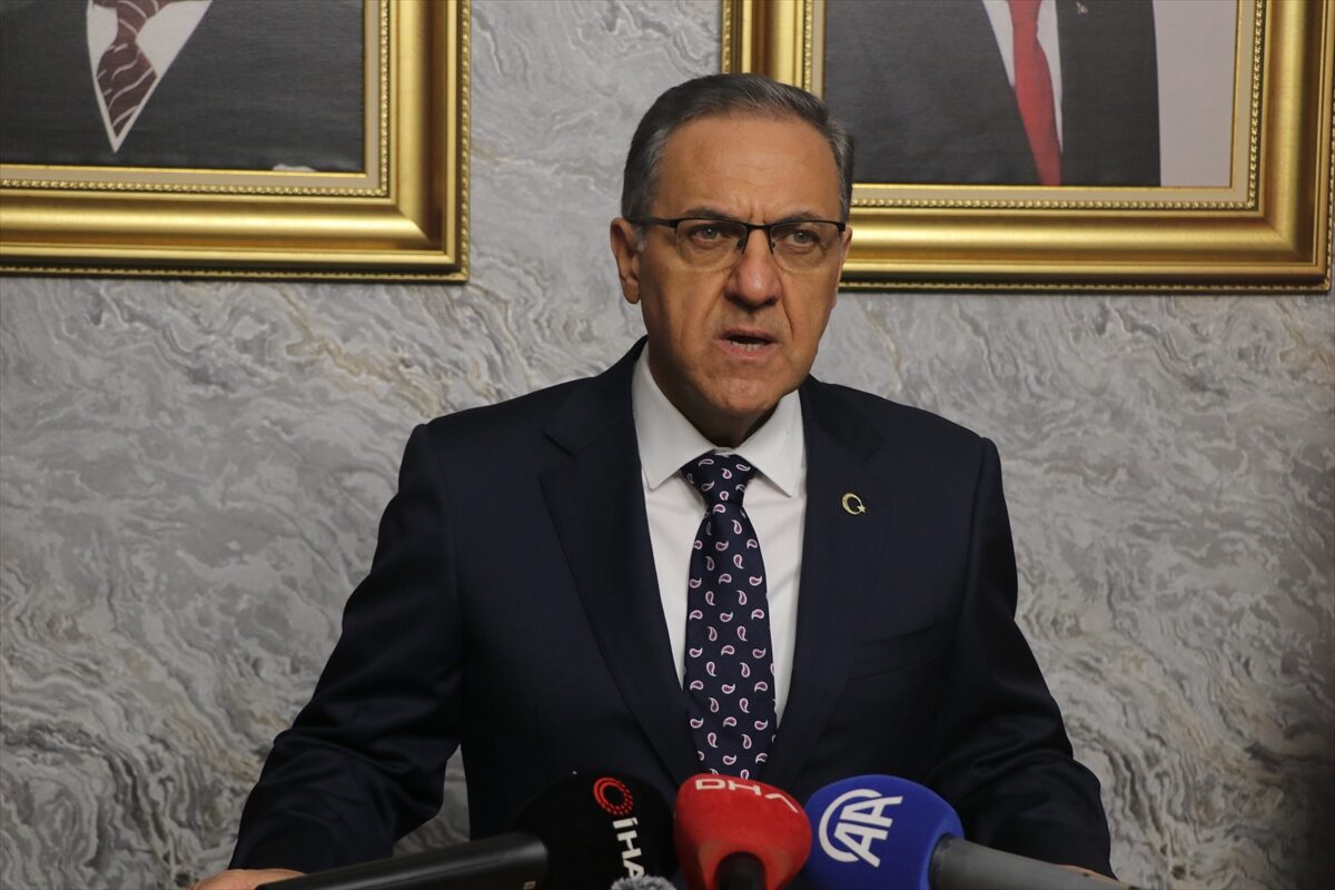 YALOVA (AA) – Resmi Gazete'de yayımlanan Valiler Kararnamesi ile Bingöl'den