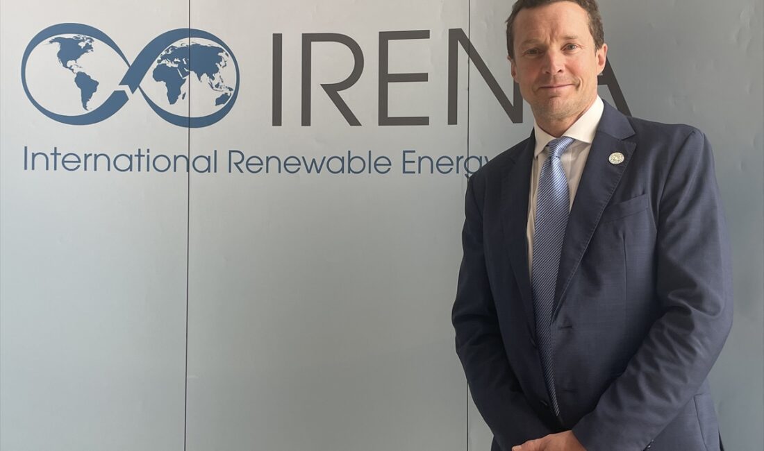 - Güneş, rüzgar, depolama ve elektrifikasyon yatırımları, küresel enerji dönüşümünün