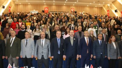 - "Çocukların, gençlerin bizden yana bir beklentisi var. Biz hayata