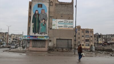 - Rakkalı Macid Mustafa el-Ani:
- "Allah’a hamdolsun, milyonları sevindiren büyük