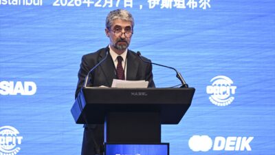 - DEİK Başkanı Nail Olpak:
- "(Çin) Biz ülke olarak ilişkilerimizin