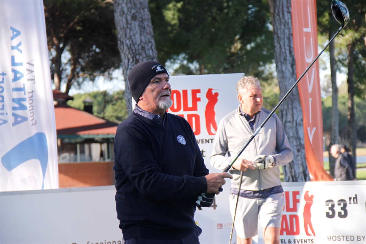 ANTALYA (AA) – Profesyonel ve amatör golfçüleri buluşturan 33. Golf